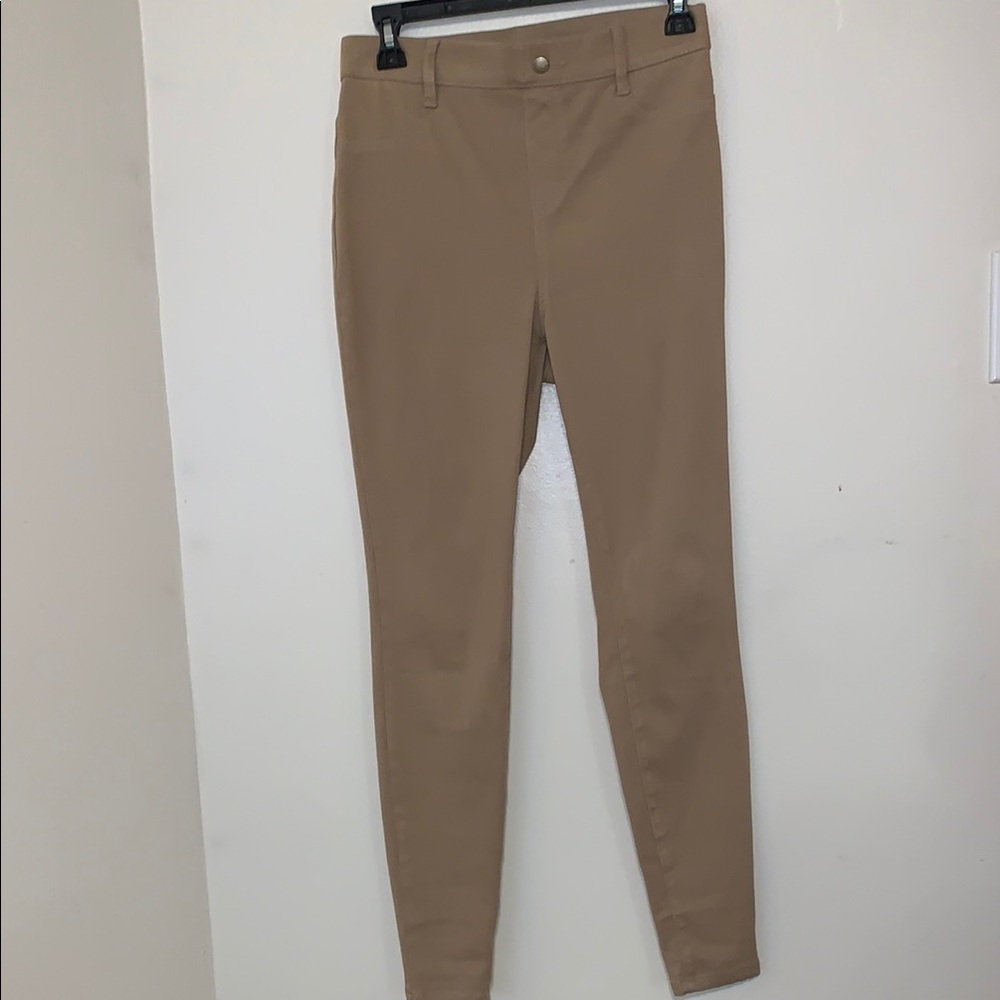 Women’s Beige Jeggings/Pants
